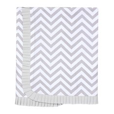Manta Estampada Chevron Cinza, Tecido 100% Algodão com forro em Malha - 1 peça Manta Estampada Chevron Cinza, Tecido 100% Algodão com forro em Malha - 1 peça