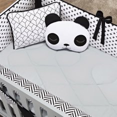 Kit Berço Panda Moderno em Estampas Geométricas Preto e Branco, 100% Algodão - 10 Peças Kit Berço Panda Moderno em Estampas Geométricas Preto e Branco, 100% Algodão - 10 Peças