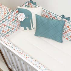 Kit Berço Elephant Moderninho em Triângulos Coloridos, 100% Algodão - 10 Peças Kit Berço Elephant Moderninho em Triângulos Coloridos, 100% Algodão - 10 Peças