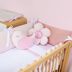 Kit Berço Bird na cor Rosê com Estampa em Bolinhas assimétricas Brancas, cabeceira em Tricot, e Trança lateral, 100% Algodão - 9 Peças Kit Berço Bird na cor Rosê com Estampa em Bolinhas assimétricas Brancas, cabeceira em Tricot, e Trança lateral, 100% Algodão - 9 Peças