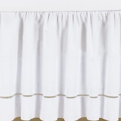 Saia de Berço Basic Branco com Ponto Palito Saia de Berço Basic Branco com Ponto Palito