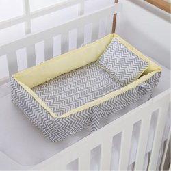 Ninho para Bebê Chevron Amarelo com Alça 2 Peças Ninho para Bebê Chevron Amarelo com Alça 2 Peças