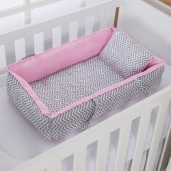 Ninho para Bebê Chevron Rosa com Alça 2 Peças Ninho para Bebê Chevron Rosa com Alça 2 Peças