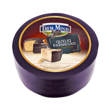 Queijo Parmesão Com Capa Trem de Minas Kg Queijo Parmesão Com Capa Trem de Minas Kg