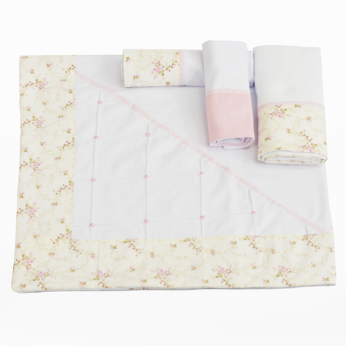 Kit de Manta com Cueiro e Fraldas 100% Algodão Floral Rosa Kit de Manta com Cueiro e Fraldas 100% Algodão Floral Rosa