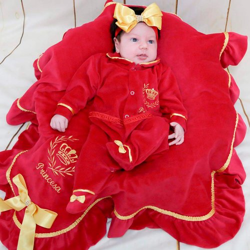 Saída de Maternidade Princesa Vermelho Dourado Plush | Essencial Enxovais