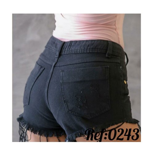 short jeans preto feminino desfiado